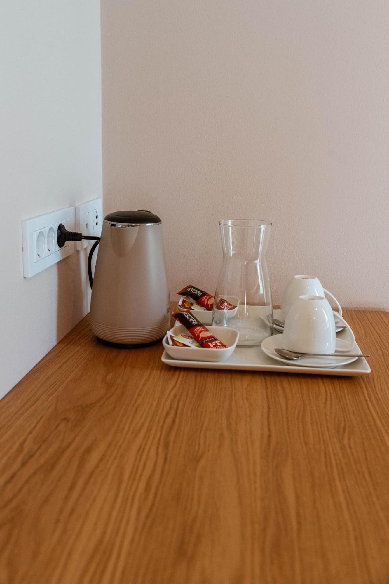 Posestvo Scurek Wine Bed & Breakfast Dobrovo Exterior foto